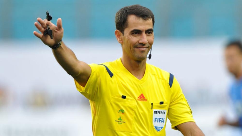 مونديال 2018: أوزبكستان تشجع ... الحكم!