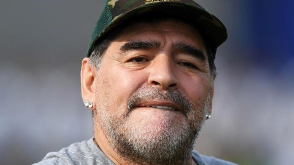 مارادونا يخضع للفحوصات الطبية في كولومبيا