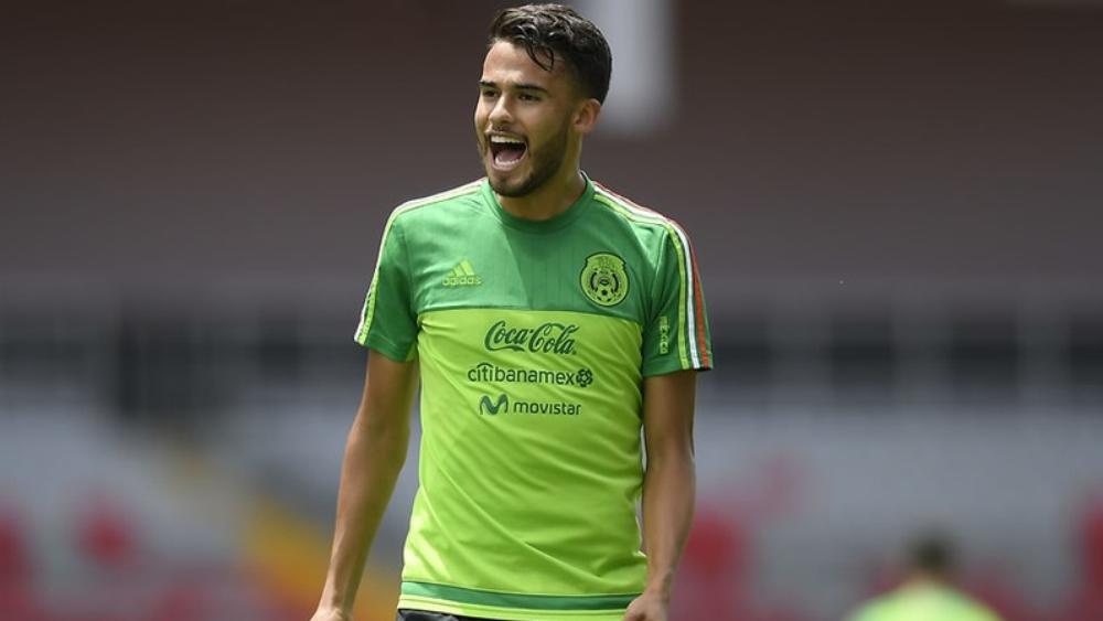 الإصابة تبعد مدافع المكسيك عن المونديال