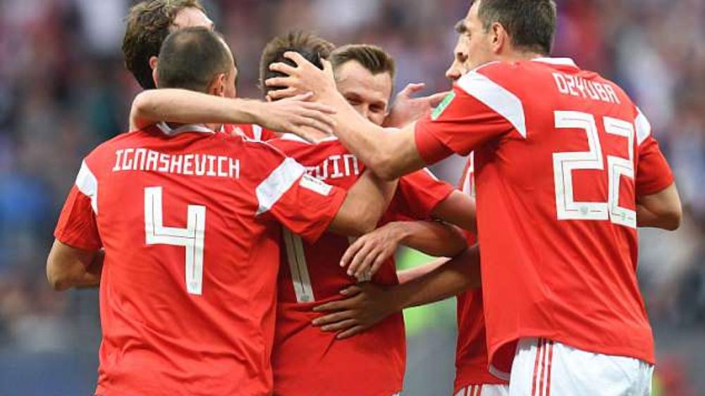 ريدناب: روسيا واجهت "لا شيء".. صلاح، كافاني وسواريز محظوظون بالسعودية!