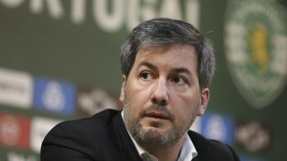 أعضاء سبورتينج لشبونة يصوتون لإقالة الرئيس