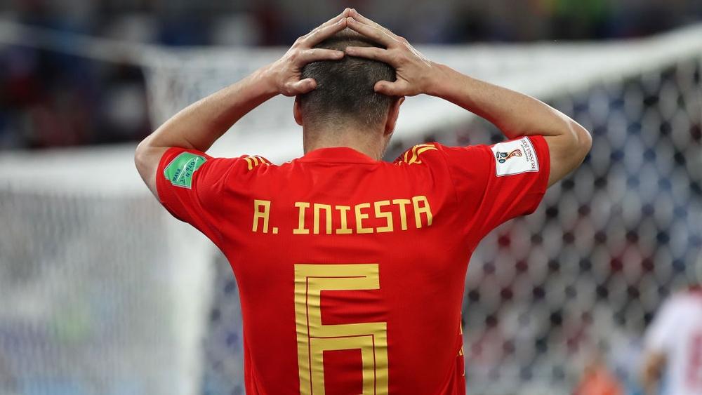 الأخطاء تهدد حلم منتخب إسبانيا في المونديال