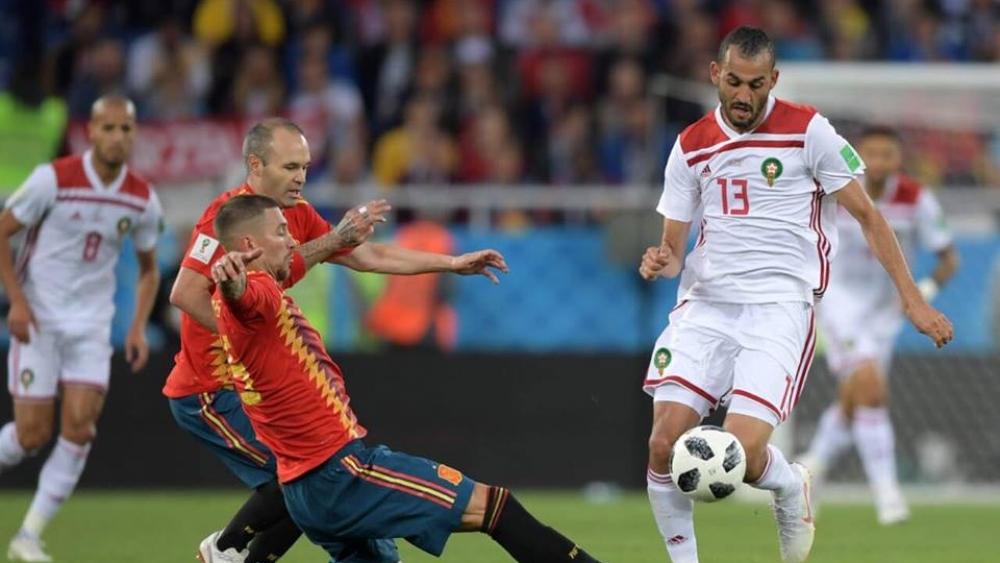 مجلة ألمانية تُشبه مباراة المغرب و إسبانيا بمباراة للوداد بملعب محمد الخامس