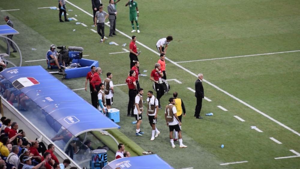 الاتحاد المصري يُجمد قرار التجديد لهيكتور كوبر