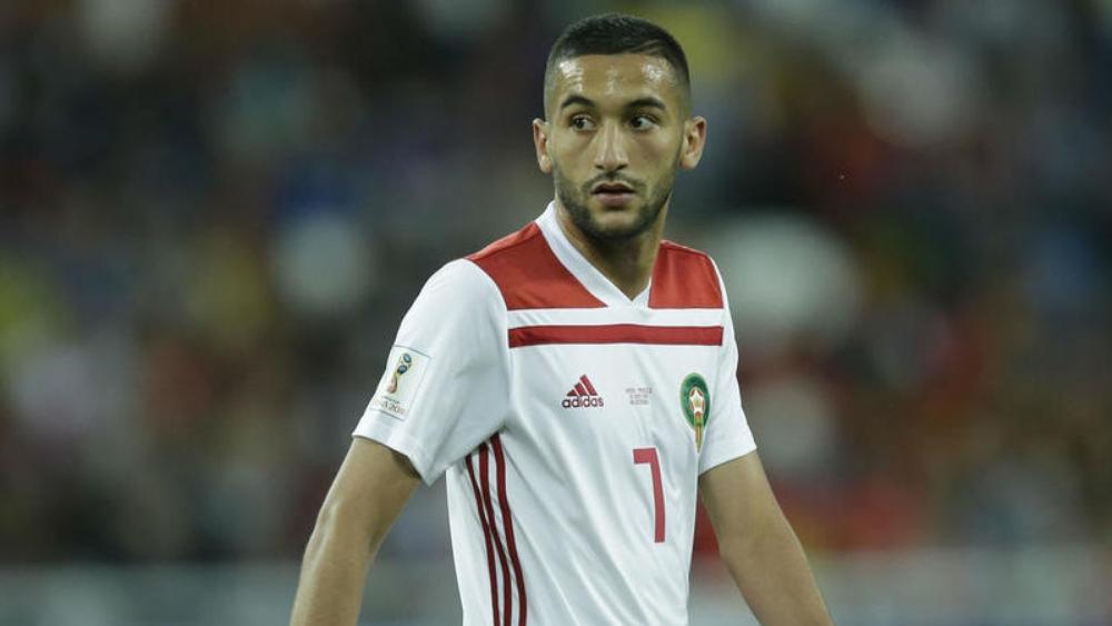 موعد إغلاق صفقة "زياش إلى روما".. وتفاصيل اتفاقه مع النادي الإيطالي