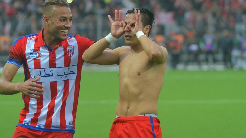 بالصورة/ أنس جبرون في تداريب الرجاء الرياضي