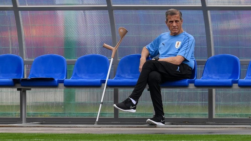 "المايسترو" تاباريز مهندس نجاح الأوروغواي