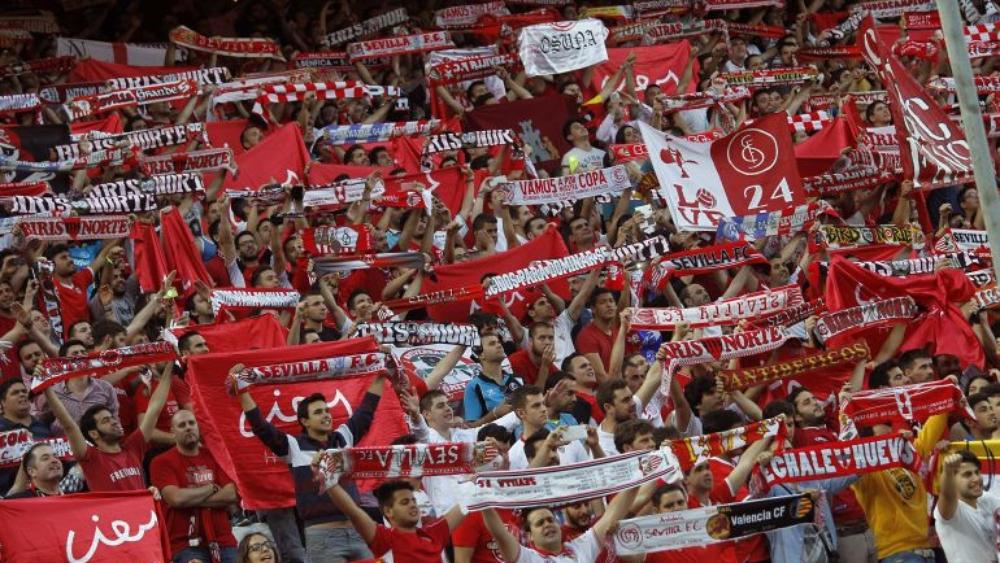 أنصار إشبيلية يقاطعون السوبر الإسباني في طنجة!