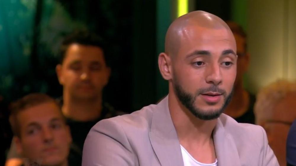 أمرابط صدَّ فياريال من أجل "الكَانْ" .. ومُستقبَلُهُ "رَهين" واتفورد