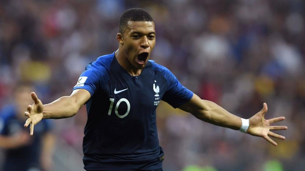 مبابي ثاني أصغر لاعب يُسجل في نهائي المونديال