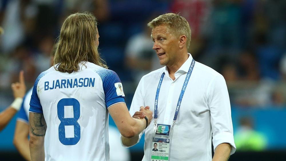 صاحب إنجاز آيسلندا يُعلن الرحيل