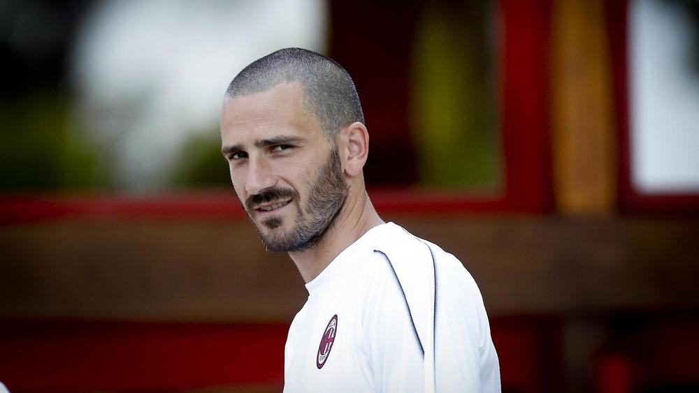 بونوتشي يقترب من الـ'PSG' بـ 10 ملايين كراتب سنوي