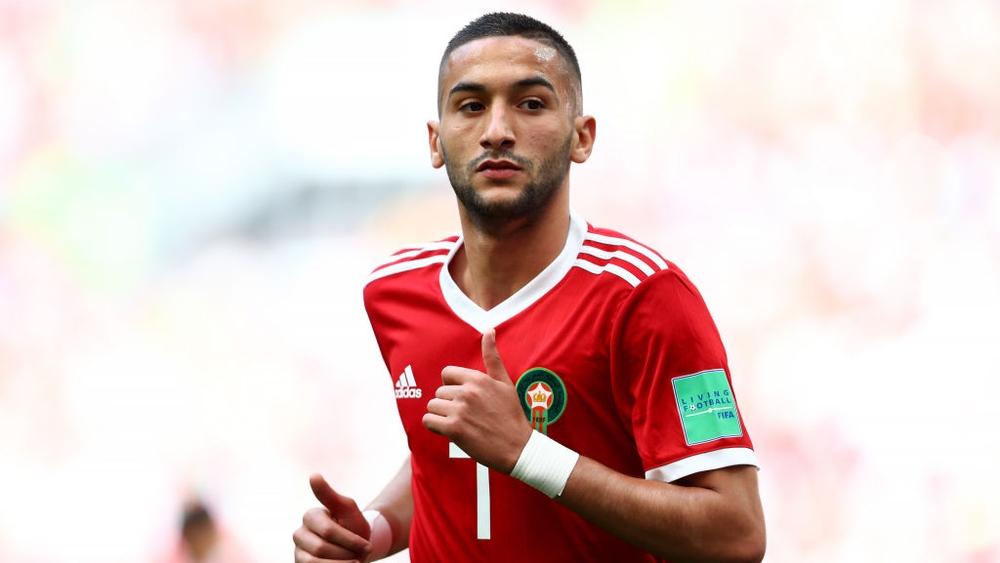 ليون مُتمسِّك بزياش .. وعُروضه المونديالية رَاقَتْهُ واسْتَهْوَتْه