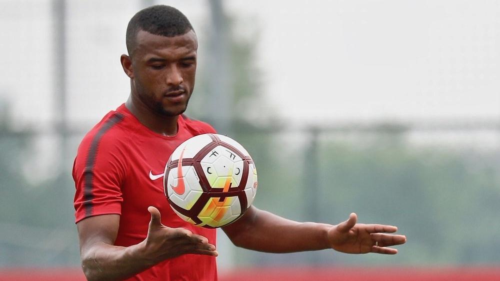 هيبي فورتونا الصيني يُطيح بمهاجم كبير لتسجيل الكعبي في قائمته