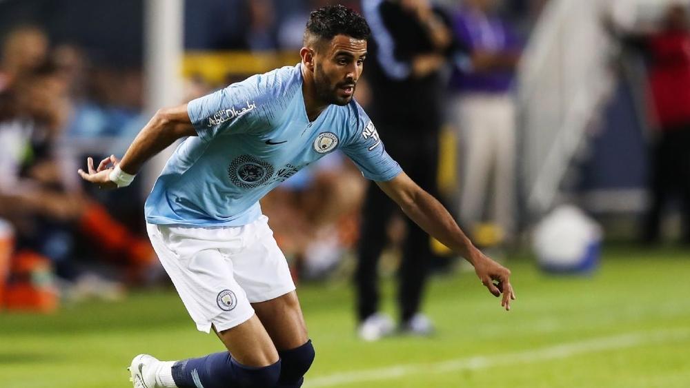 غوارديولا يُعلِّق على أولى مشاركات محرز مع السيتي