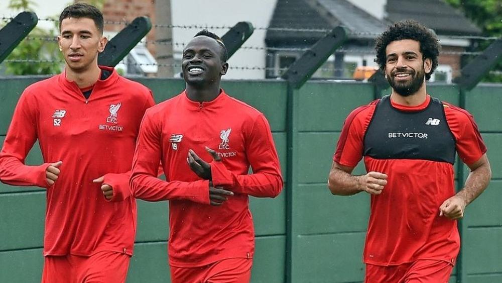 ساديو ماني وصلاح يعودان للتداريب مع ليفربول