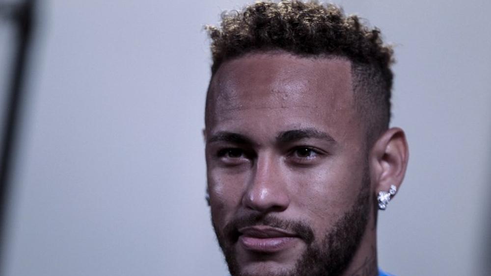 نيمار: سأظل في سان جيرمان مئة بالمئة