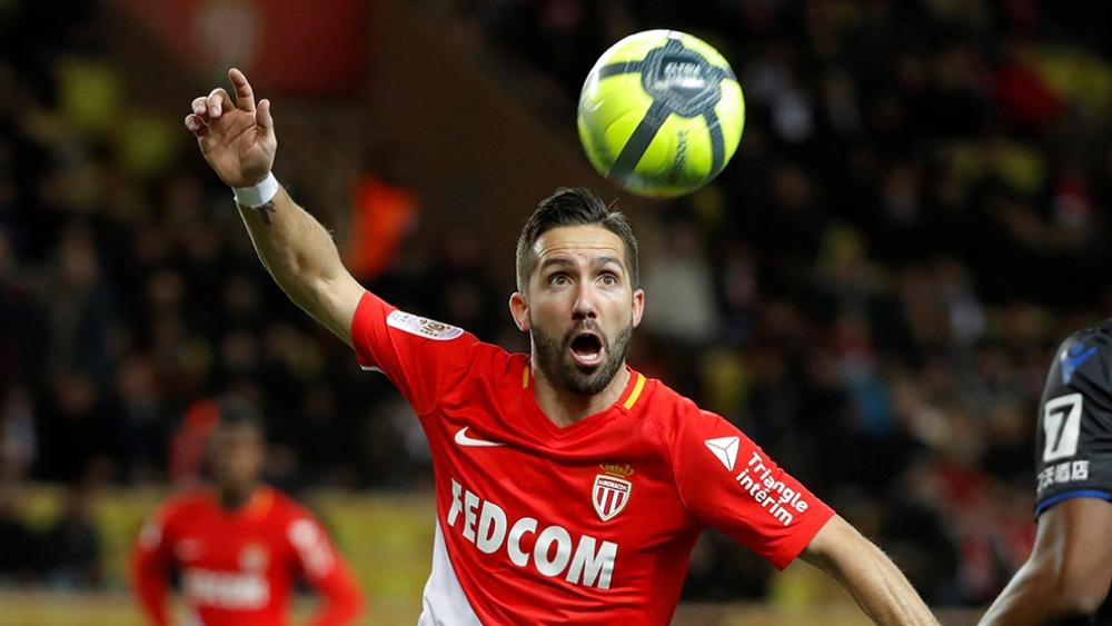 موتينيو يتوصل لاتفاق للعب في "البريميرليج"