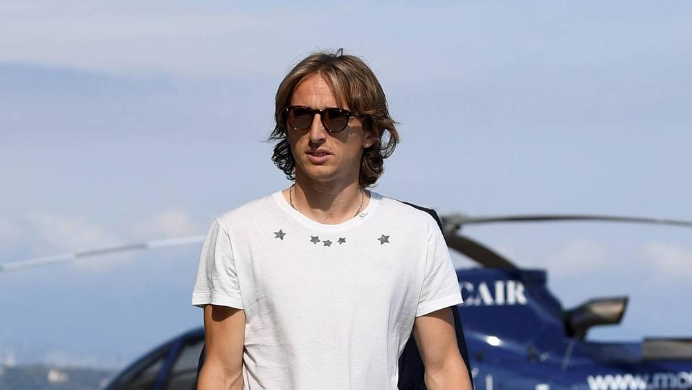 كلام الصحف | ريال مدريد يُعيد النظر في عقد مودريتش!