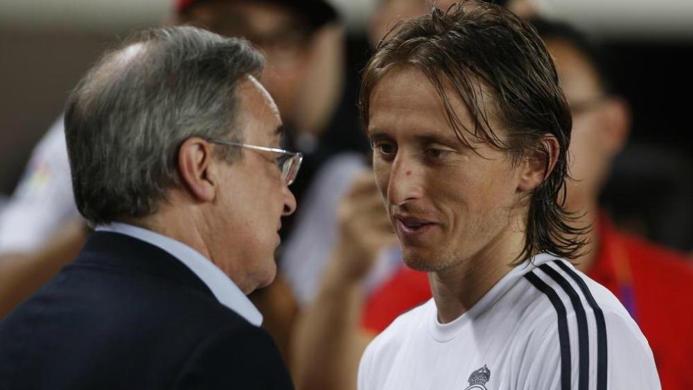 ريال مدريد يبدأ العمل لتعويض مودريتش