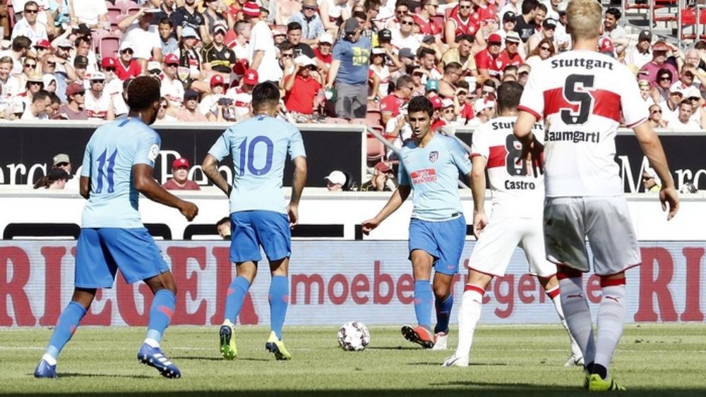 أتلتيكو مدريد يكتفي بالتعادل أمام شتوتجارت