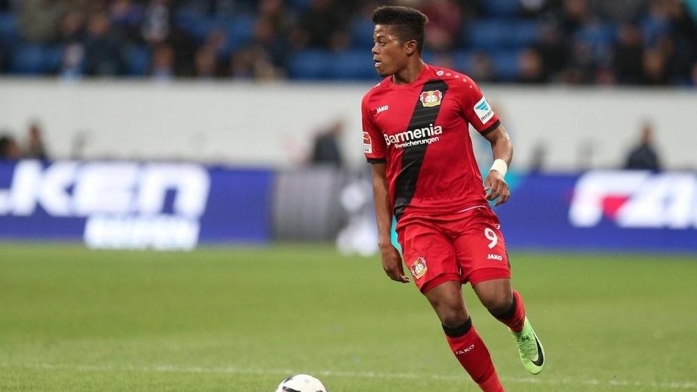 نجم ليفركوزن يُعزز شائعات ارتباطه بـ "روما، تشيلسي وليفربول"