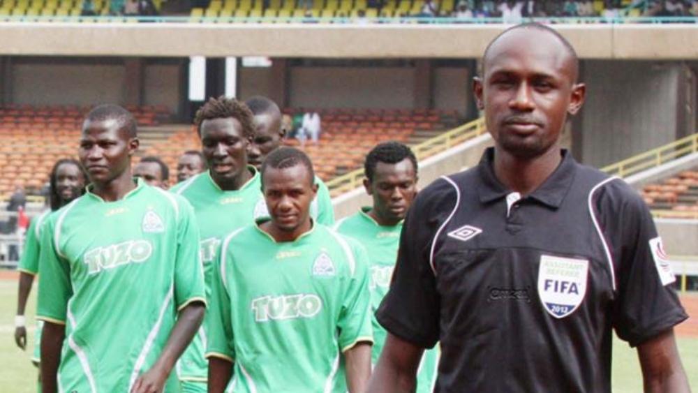 إيقاف حكم تلقى الرشوة في "شان 2018"