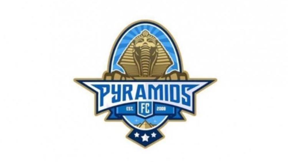 صورة | أسطورة ريال مدريد يلحق بجون تيري في قناة بيراميدز