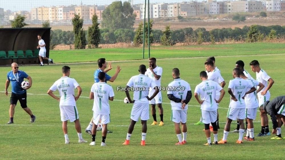 مولودية وجدة يواصل استعداداته للموسم الجديد من "معسكر المحمدية"