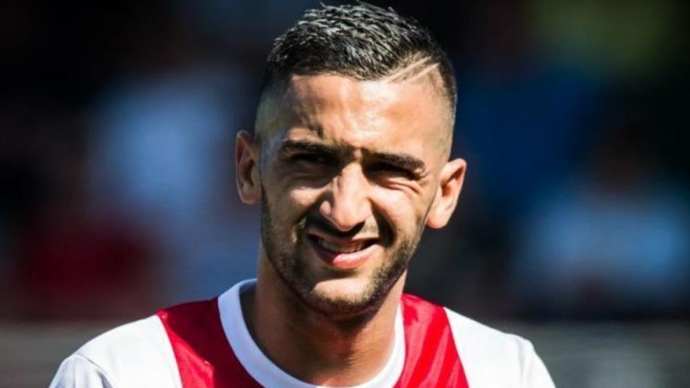 روما يُعيد زياش لمفكرته .. ويستنجد به لتعويض نزونزي