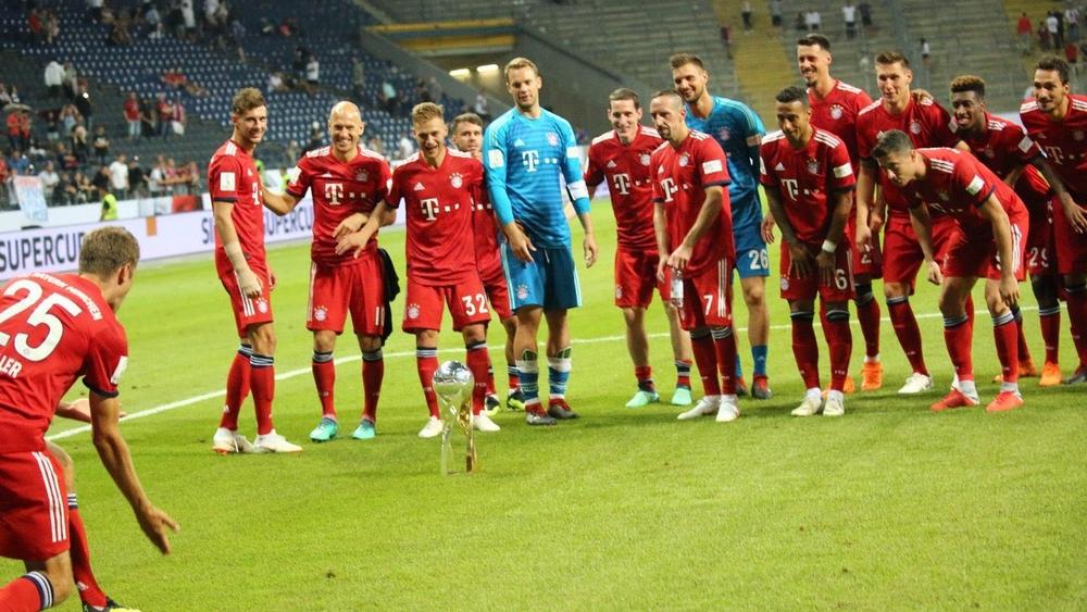 بايرن ميونيخ "يسحق" آينتراخت فرانكفورت ويُتوج بالسوبر الألماني