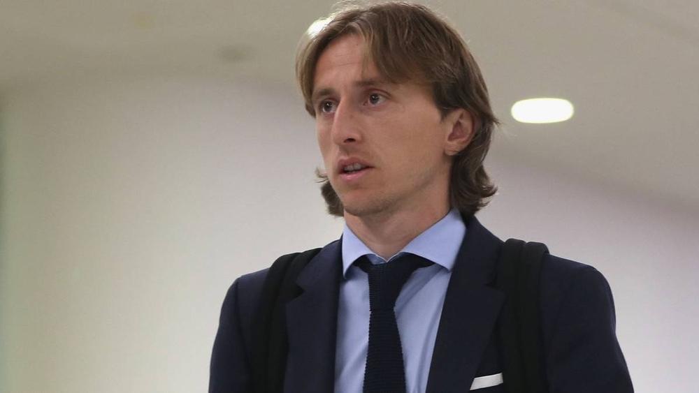 تقارير | الإنتر يُواصل ضغطه على بيريز لـإطلاق سراح مودريتش