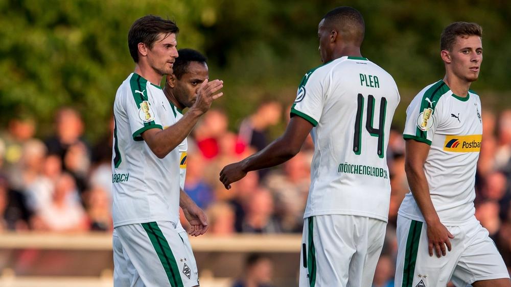 مونشنغلادباخ يكتسح هاشتيدت بنتيجة 11-1