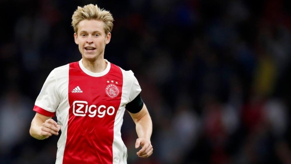 برشلونة لايزال مُصراً على ضم نجم أياكس