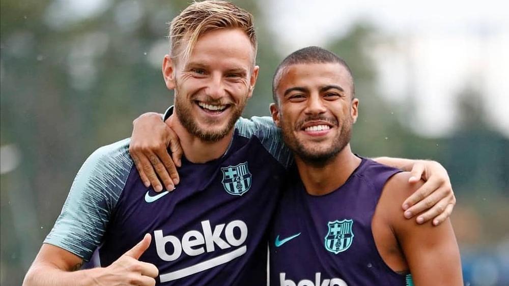 بنفيكا يزاحم ريال بيتيس وبرشلونة يحدد سعر رافينيا