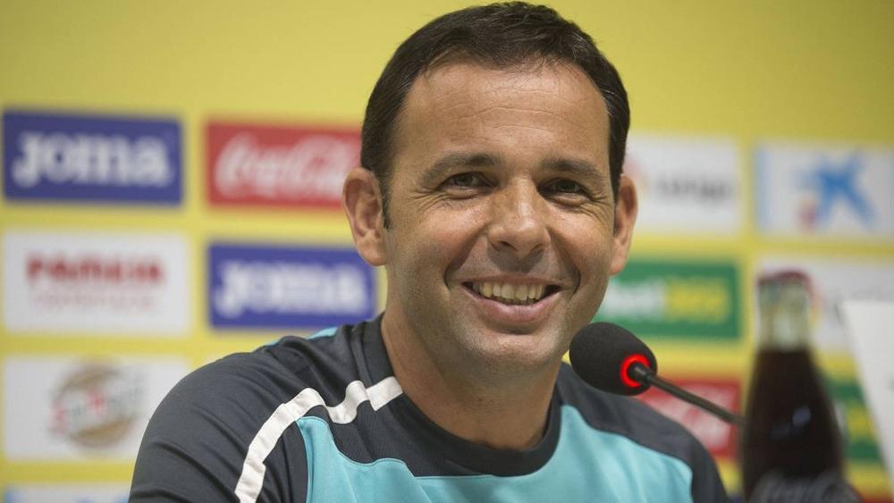 مدرب فياريال يشيد بأداء كازورلا أمام إشبيلية