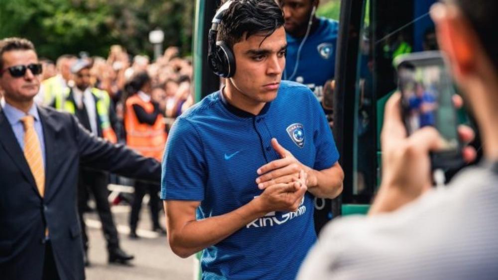 خاص/ بنشرْقي يرفُض عروضاً خلِيجية و يُؤكد انتقالهُ للانس الفرنسِي