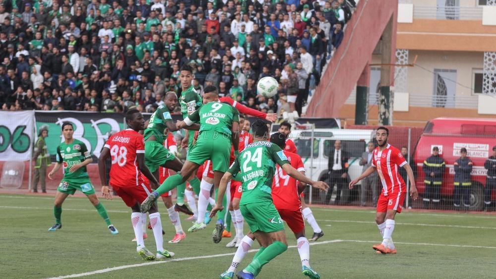 ملعب الرباط الأقرب لاحتضان مباراة الرجاء و شباب أطلس خنيفرة