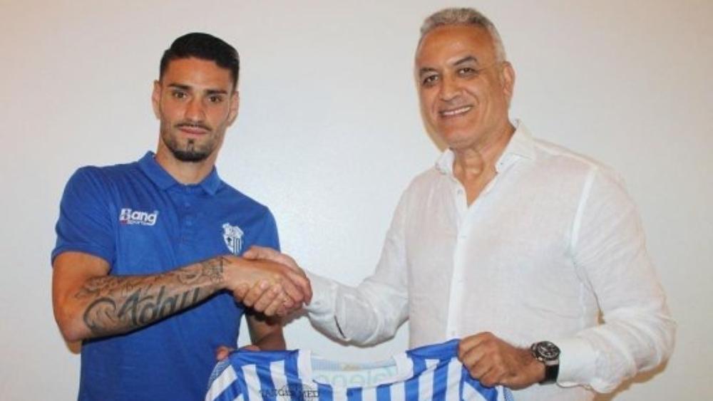 حصري / الاسباني سالفا شامورو يطلب فسح عقده مع اتحاد طنجة