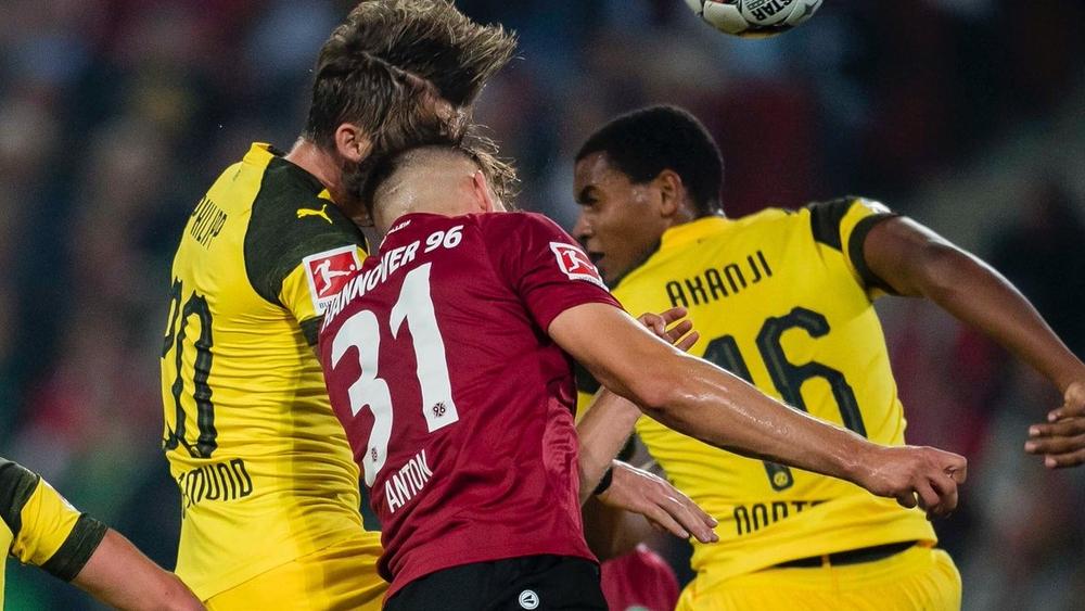 بوروسيا دورتموند يكتفي بالتعادل مع هانوفر