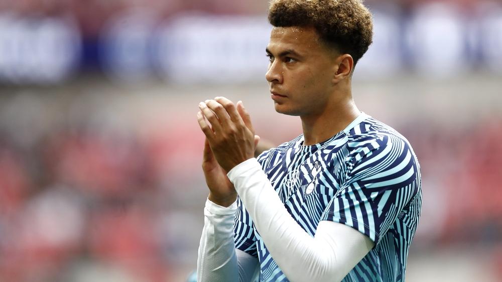 الإندونيسيون: ديلي آلي يحتفل بتحية "المسيح الدجال"؟