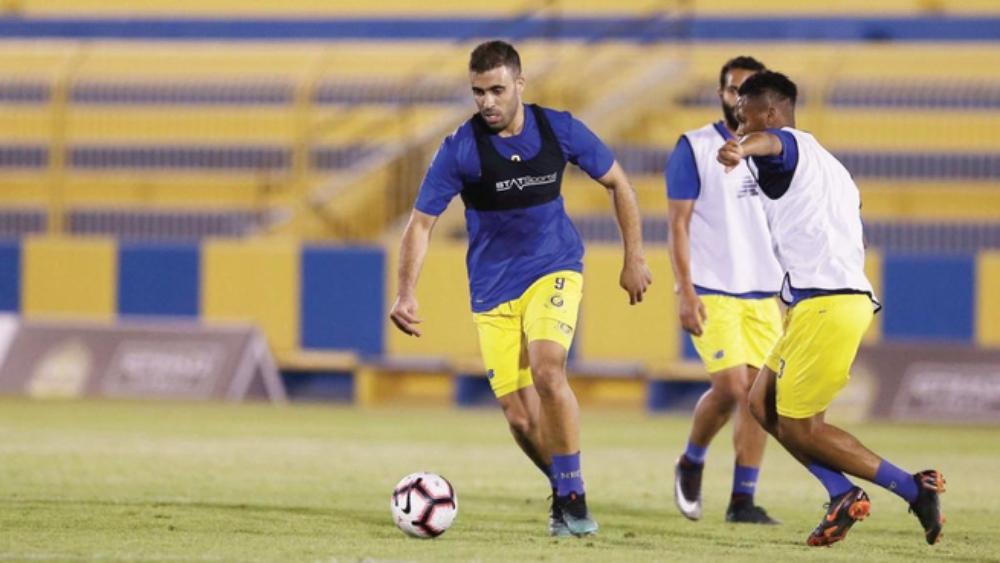 الريان يُعطّل وصول بطاقة حمد الله، والنصر يلجأ لـ"الفيفا"