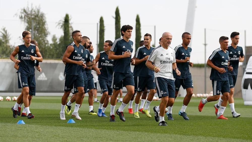 ريال مدريد يستعيد مدافعه أثناء التوقف الدولي