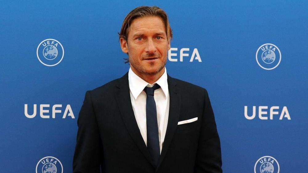 توتي: "يوفنتوس يلعب في بطولة أخرى"