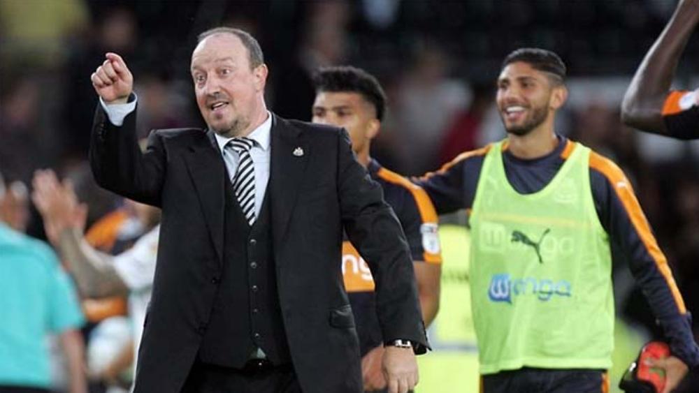 بينيتيز يَضَعُ لزعر على الهامش ويُضفي الرُّكود على مسيرته