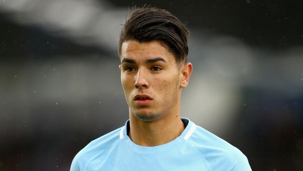 ريال مدريد يهدف إلى خطف لاعب مغربي الأصل من غوارديولا