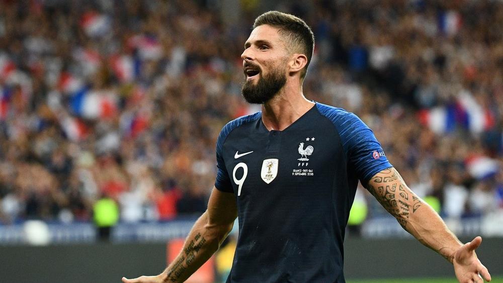 جيرو ينهي صيامه ويساهم في فوز فرنسا على هولندا