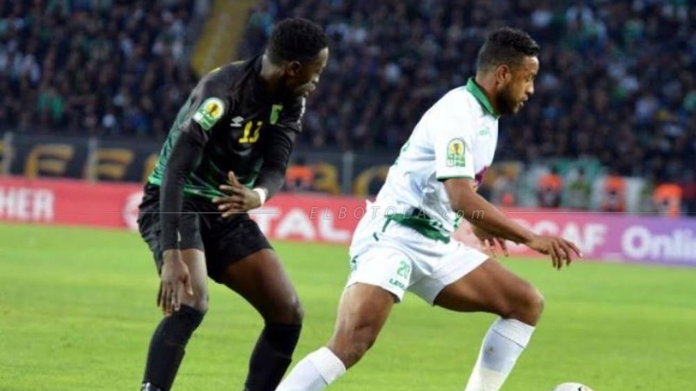 تعيين الطاقم التحكيمي لمباراة الرجاء و كارابرازافيل