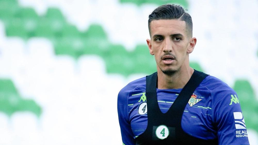 خاص | فضال يغيب عن لقاء بيتيس وفالنسيا