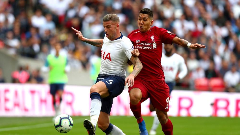 ألديرفيريلد خاض مباراة ليفربول بقميص لا يحمل شعار توتنهام